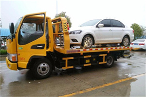 安化附近拖车救援24小时服务热线